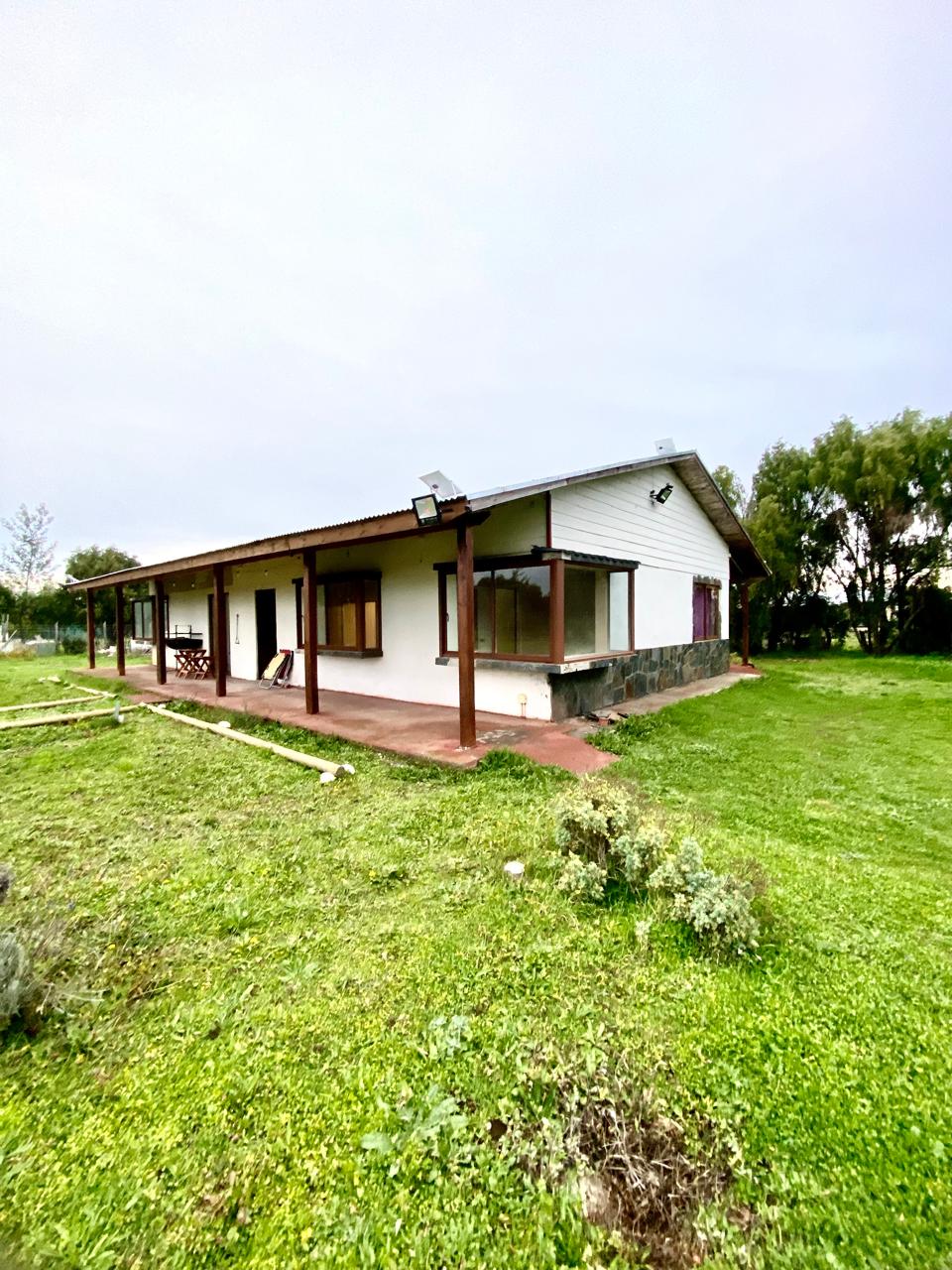 Parcela en arriendo con 2,500m² y árboles frutales en Malloa, Chillán